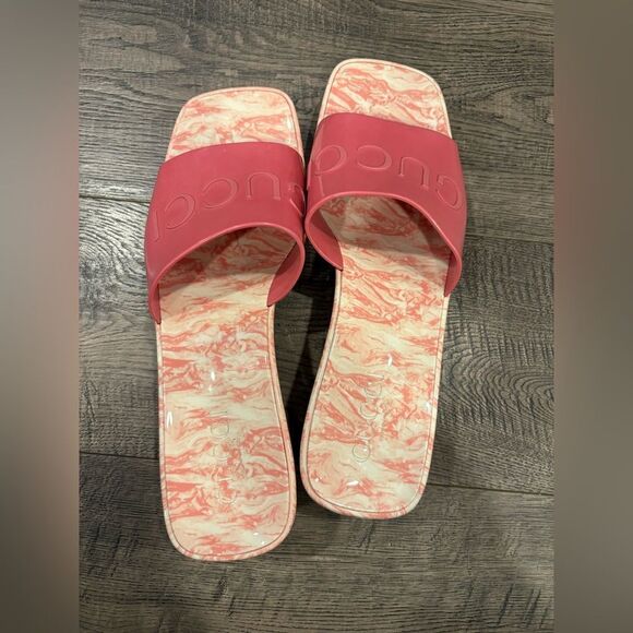 Gucci Pink Slide Sandals - Picture 6 of 6